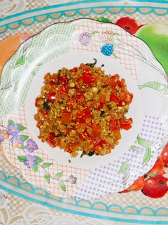 "சிவப்பு குடைமிளகாய் முட்டை பொடிமாஸ்"(Red Capsicum Egg Podimas) செய்முறை முக்கிய புகைப்படம்