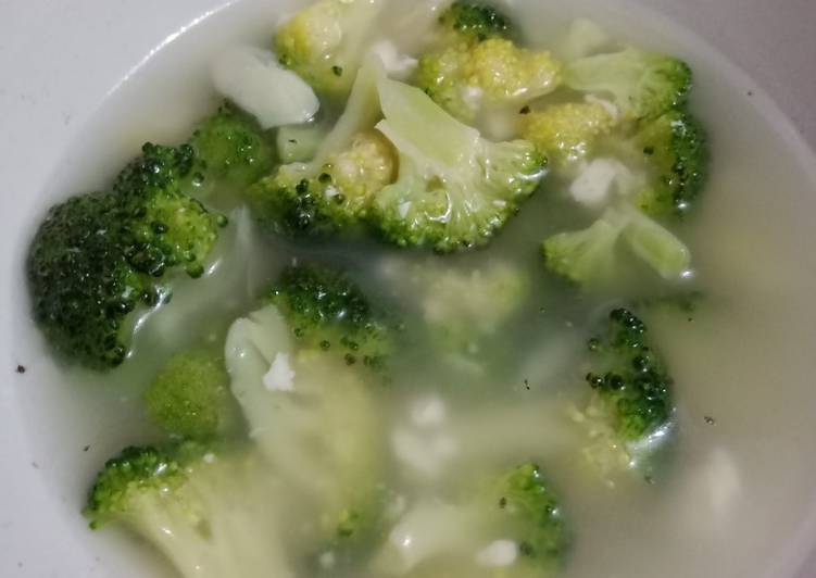 Bagaimana Membuat Tumis Brokoli tahu sutera yang Menggugah Selera
