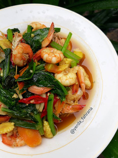 Foto resep Tumis Sawi Hijau 예르다 🍀