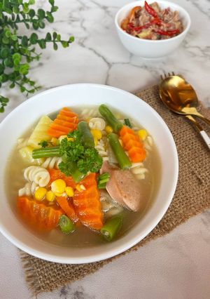 Foto resep Sup Makaroni Sosis