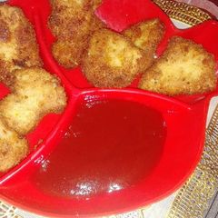 A picture of Cheezy Chicken nuggets.