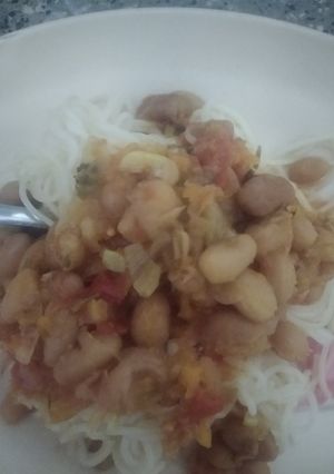 A picture of Spicy beans stew.