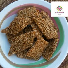 A picture of Sesame seeds candy.