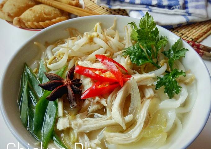 Chicken Pho (Sup Ayam Vietnam) foto resep utama