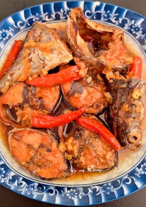 Hình của món Cá ngừ kho nước dừa.