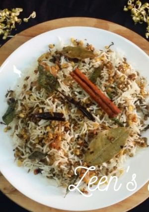 A picture of Moong Sprouts Pulao.
