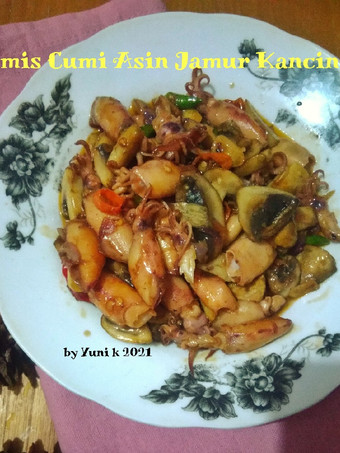 Cara Gampang Membuat Tumis cumi asin jamur kancing Murah