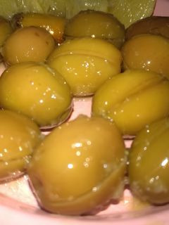 صورة لوصفة تخليل الزيتون الأخضر