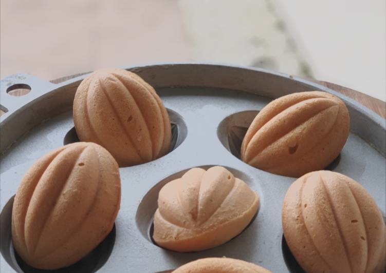 Bolu Kering atau Bahulu