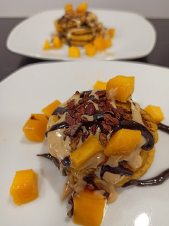 Una foto de Pancakes de mango (BLW)