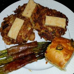 Brad's pacific northwest crab cakes A picture of Brad's pacific northwest crab cakes.