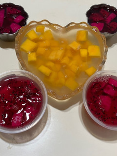 石花凍果凍（芒果和紅火龍果）(大同電鍋料理） 的食譜成品照片