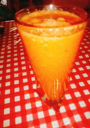 Una foto de Detox de zanahoria, naranja, lechuga y remolacha 👌