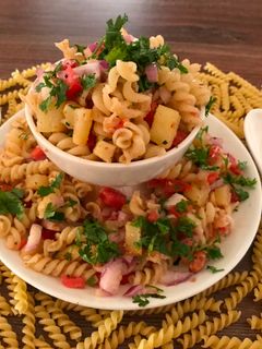 पास्ता भेल(Pasta Bhel recipe in Hindi) रेसिपी मुख्य फोटो
