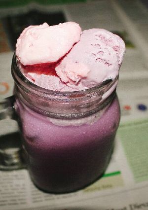 Foto resep Taro Ice Cream Float