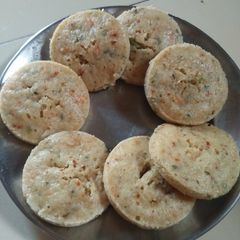A picture of Oats vegetable idli.