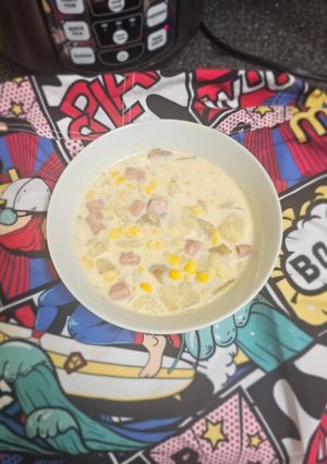 A picture of Creamy Ham & Potato Soup.