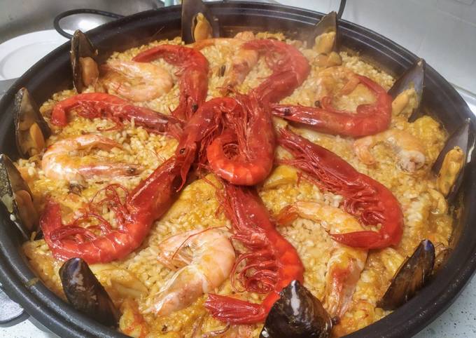 Arroz Con Carabineros Y Delicias Marinas Receta De Charo Valencia Cookpad 6496