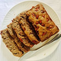 A picture of Banana bread and chopped dates.