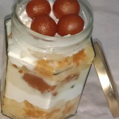 A picture of Gulab jamun rabdi fusion jar cake.