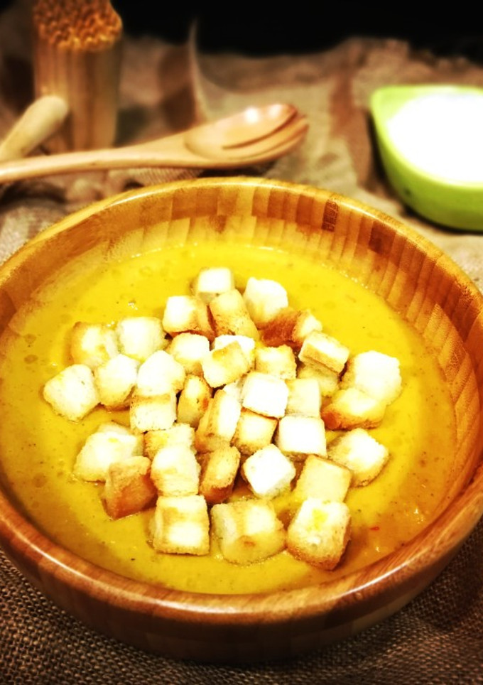 Una foto de Crema multivitamínica con verdura de la huerta