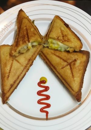 A picture of Dry Fruit Sandwiches.