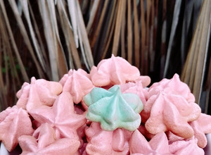 Una foto de Besos de merengue
