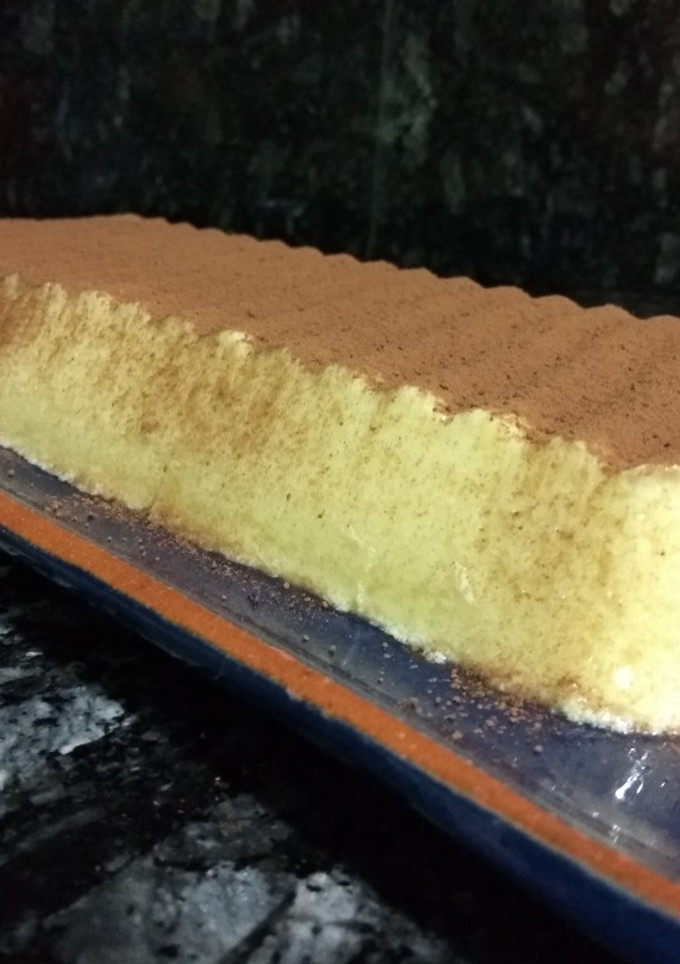 Una foto de Flan de piña colada