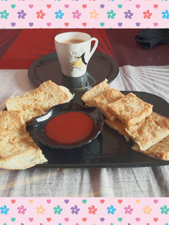 A picture of French Toast.