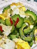 雞蛋炒山苦瓜