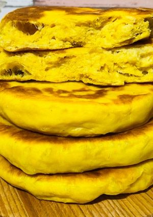 Фото Гарбузові коржі на дріжджах/Перепічки/Ощипок/Смачний хліб на сковорідці/Українська кухня.