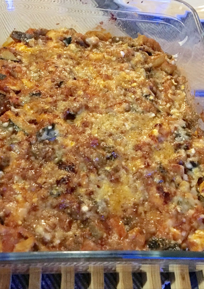 Una foto de Verduras con pollo a la parmesana