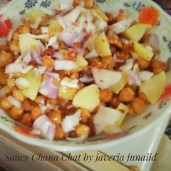 A picture of Saucy Chana chat.