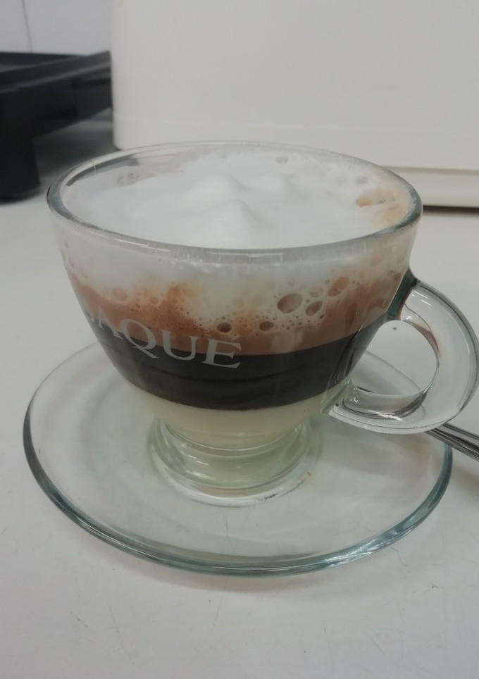Una foto de Café bombón ☕