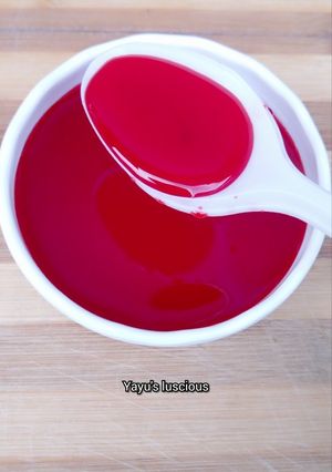 Home made grenadine syrup ainihin hoton girkin