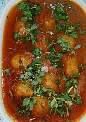 A picture of Chicken Kofta Curry.