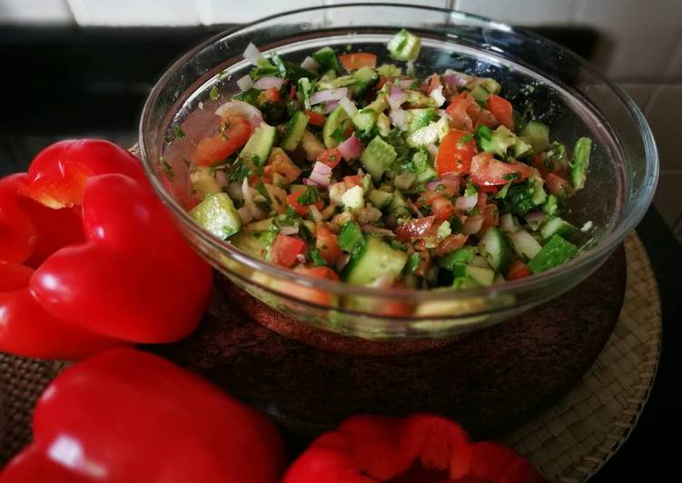 Steps to Make Appetizing Mexican salad