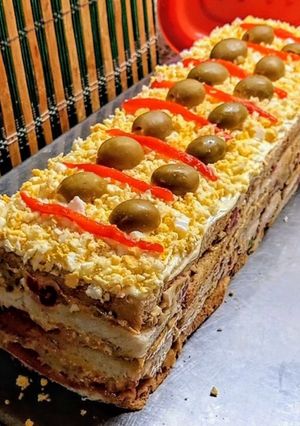 Una foto de Torre de pan sin queques !!! 😉😁🤔😉