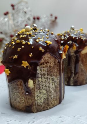 Una foto de Mini panettone de chocolate