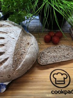 Gluténmentes kenyér chiamaggal recept fotója