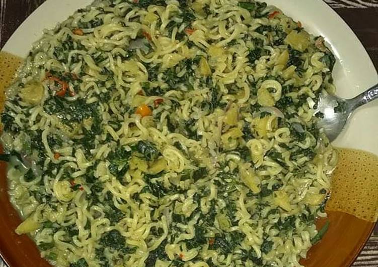 Recipe: Delicious Indo mie with spinach