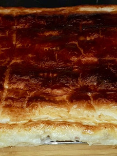 Una foto de Empanada suave de bechamel con sorpresa