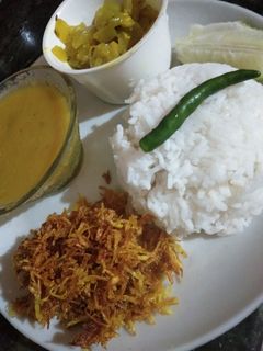 ঝুরি আলু ভাজা(jhuri alu vaja recipe in bengali) রেসিপির প্রধান ছবি