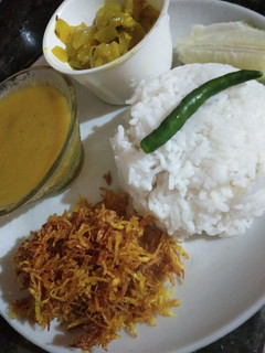 ঝুরি আলু ভাজা(jhuri alu vaja recipe in bengali) রেসিপির প্রধান ছবি
