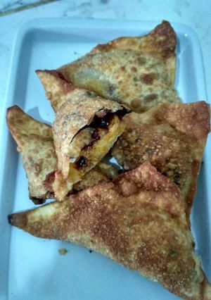 Foto resep Pangsit Manis isi Pisang Coklat