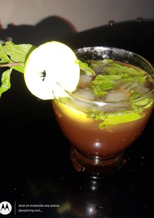 A picture of Lemon Iced Tea.