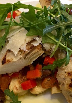 Une photo de Salade tiède au Halloumi grillé
