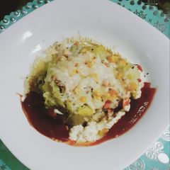 A picture of Jacket potatoes.