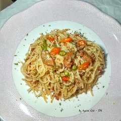 A picture of Spaghetti Aglio Olio.