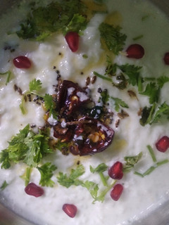 கோடைக்கு ஏற்ற குழ குழு கலவை தயிர் சாதம் (Thayir saatham recipe in tamil) செய்முறை முக்கிய புகைப்படம்